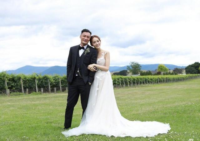 余文乐结婚彭于晏微博沦陷,彭于晏偷偷去墨尔