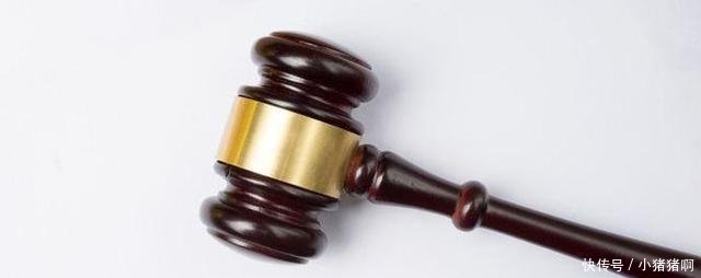 高铁霸座事件中,最不该反思的一个人,和应该