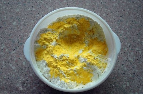 该给鲫鱼补充些维生素b了,中西结合钓起来鱼儿