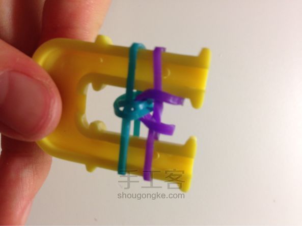 怎样用皮筋编手链带图的_360问答