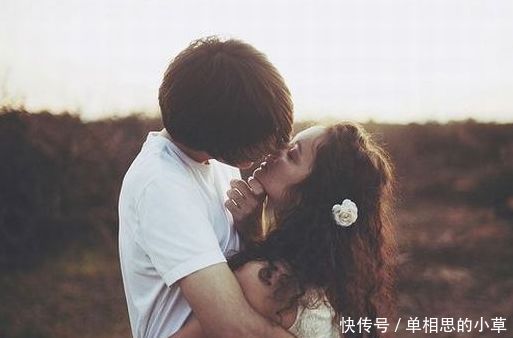 和相亲认识的女朋友,刚开始谈婚论嫁,然而因为