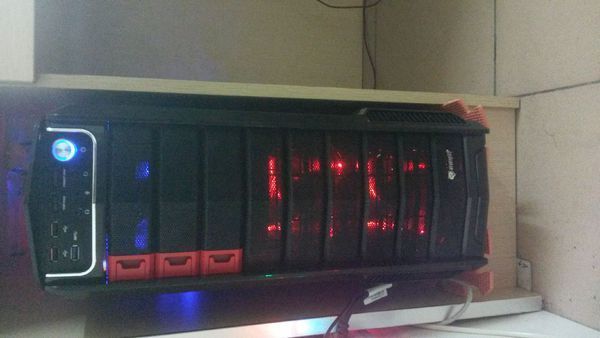 映众GTX970超级冰龙版的小风扇声音大啊,怎么