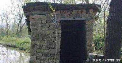 农村小院厕所6大方位会影响财运,你家厕所方位