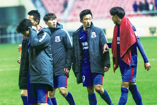 或因伤缺席中超首战,李建滨微博辟谣被交换去恒大