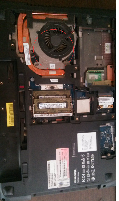 电脑主机开机显示器无信号_电脑主机报警怎么回事_电脑主机开机无报警