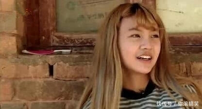 网红韩安冉产房里直播生孩子,鼻孔插气管打着