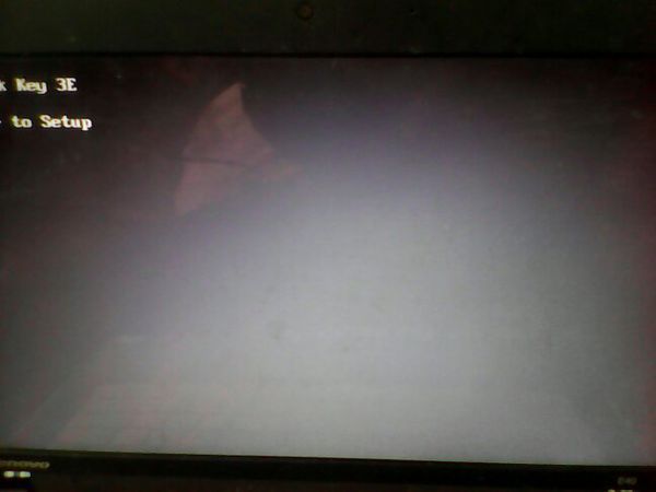 我的笔记本电脑开不开机了怎么回事。开机显示