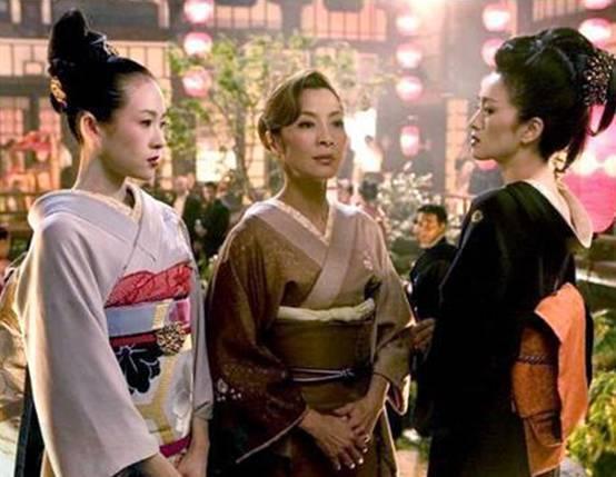 这四位女星很丑,但别人都怕和她们同框,一不