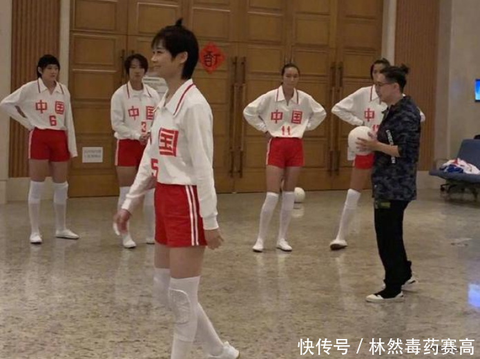 李宇春惠若琪合影