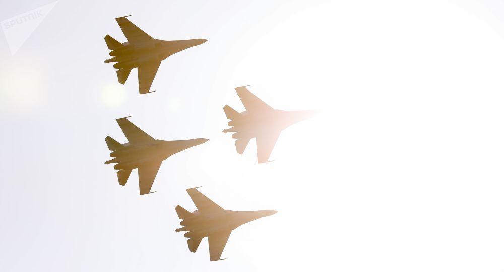 苏35成叙利亚战场头等功臣,面对F22也不落下