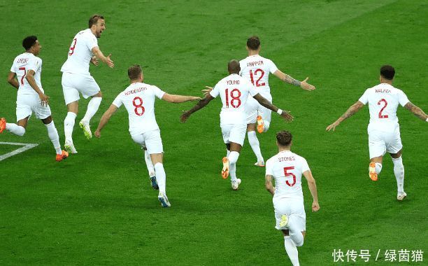 特里皮尔任意球破门如当年贝克汉姆,英格兰队