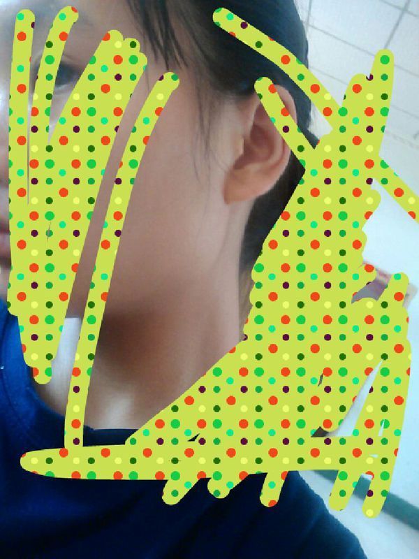 此人颚骨突出宽大吗_360问答