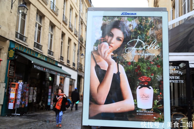 巴黎不是旅游胜地，它是中国游客团的菜市场：奢侈品如白菜