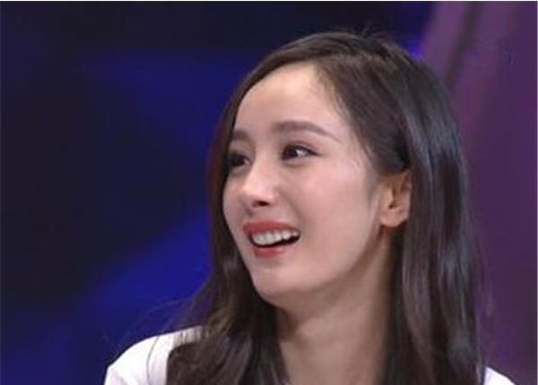 凤姐骂遍娱乐圈,为何只有杨幂敢反击?看来杨幂