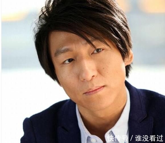 贾乃亮微博晒照,眼神呆滞让人心疼,但照片中镜