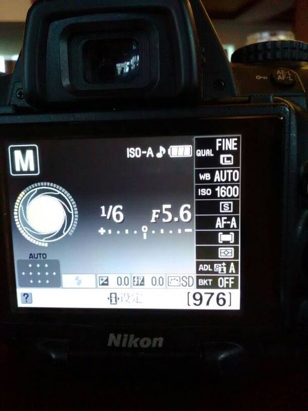 单反相机屏幕上闪烁着ISO-A是什么意思?_