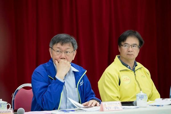 传民进党找重量级人物选台北 柯文哲苦笑不回应