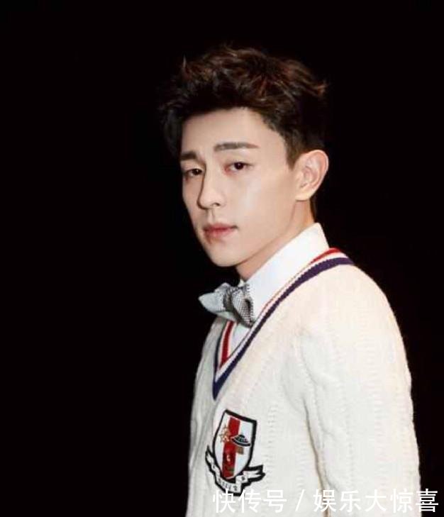 邓伦杨紫又穿同款衣服了,好有缘分!