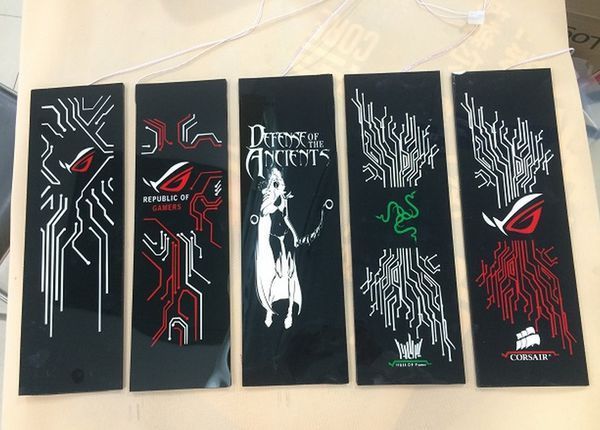 机箱右边带华硕败家之眼logo的那个是什么在哪