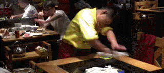 搞笑gif:纽扣挺别致啊 - 360娱乐,你开心就好