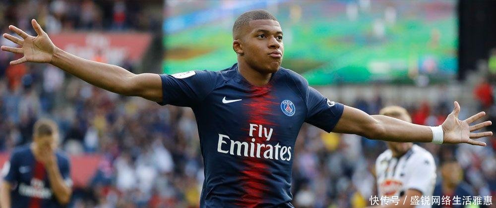 曝皇马主席承诺齐达内签三大巨星 复制C罗卡卡