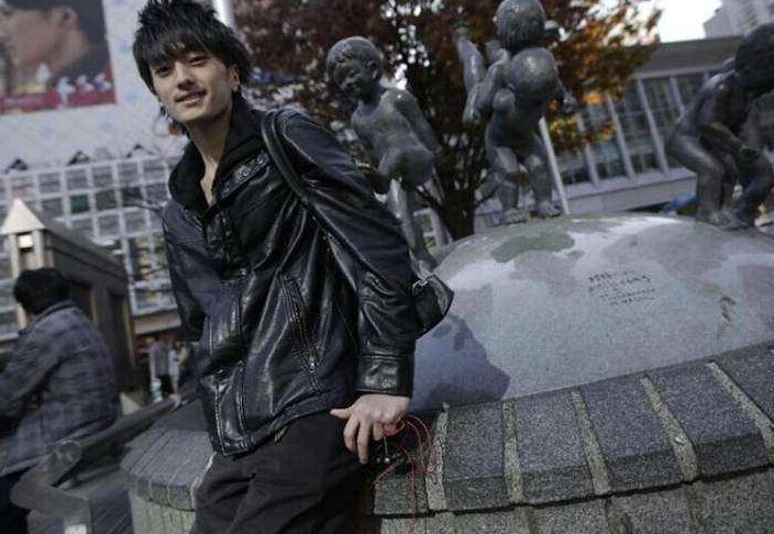 日本年轻人现状:不想买房不想结婚