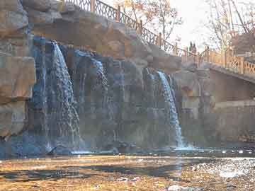 濟寧市市中區(qū)水世界水族館（濟寧市市中區(qū)水世界水族館電話） 全國水族館企業(yè)名錄