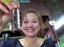小梦帮倒忙Z 人工小岛上钓鱼 用手料理鲜鱼