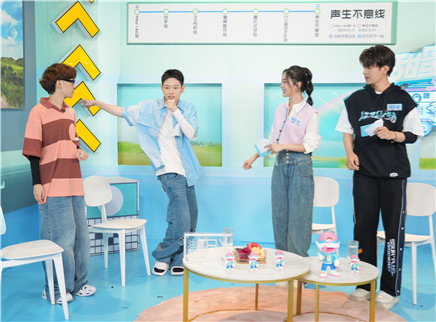 甜蜜的任务 魔动闪霸挑战《爱你》舞蹈