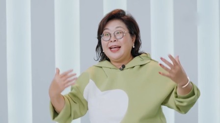 蓝莓孵化营 涛儿妈C位领舞卡点满分，马冬梅大爷爆笑出圈