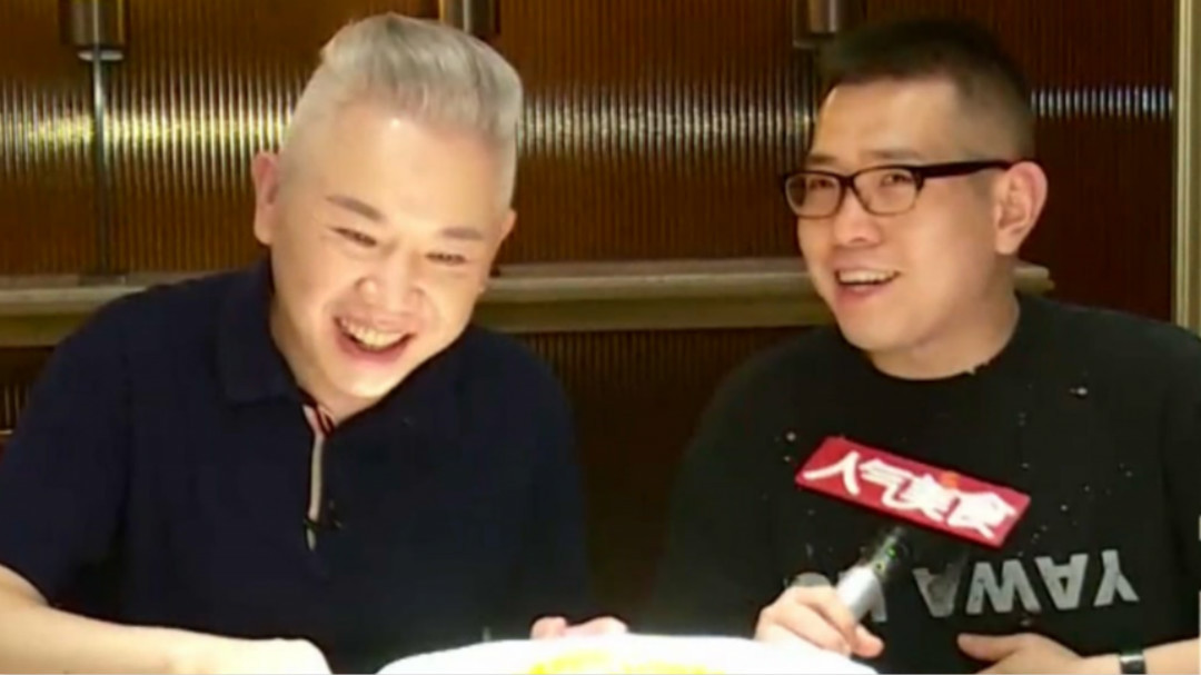 人气美食 桃浦路小海鲜馆 花雕蛋白蒸梭子蟹