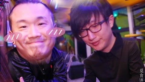 觅食迹 巴士上吃饭的体验