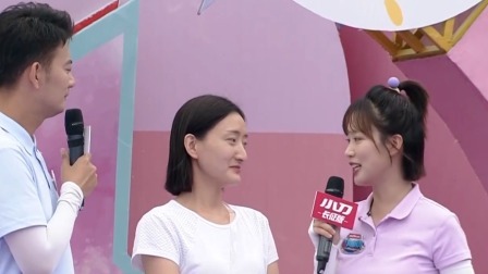 主持人“不务正业”上班时间带宝宝，小布溜被迫营业萌翻全场