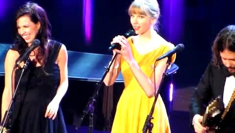 Taylor Swift Safe And Sound 饭拍版 12/01/12-Taylor Swift (泰勒·斯威夫特)The Civil Wars