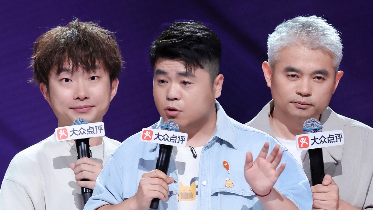 脱口秀和Ta的朋友们 第3季 第7期下纯享：小奇吐槽AI，锐锐聊暗恋