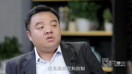 维辰财经 少年班天才沉迷游戏  在网吧住了半个月