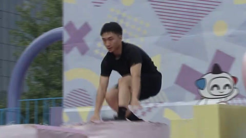 男生女生向前冲第17季 谦虚小伙冲关行云流水 食品女孩在线送祝福
