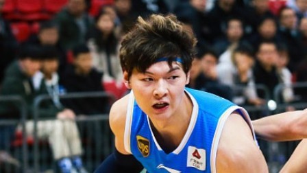 CBA 18/19赛季 北控VS福建第三节：雷多霸气外露暴力隔扣王哲林，北控73-105福建