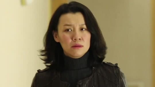 花季少女突患重病 卧床十年呼吸困难