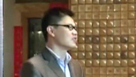 播报多看点 摄影师拍千倍放大的北京雾霾颗粒