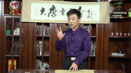 魔术师虎牙哥用一个油瓶表演“飞”大洋, 你能看出破绽吗?