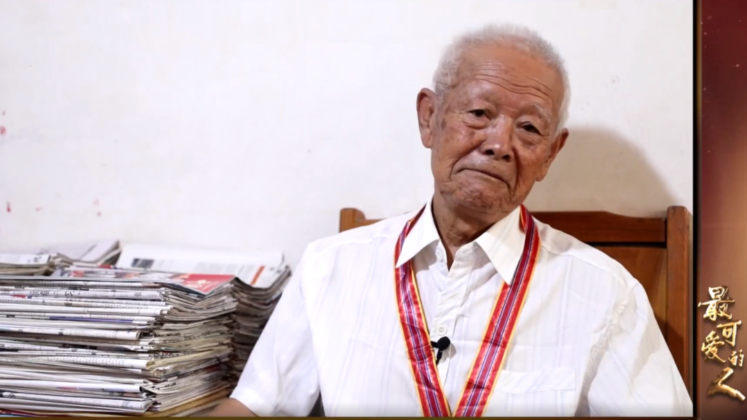 社会传真 最可爱的人 刘忠德——血肉为刀锋