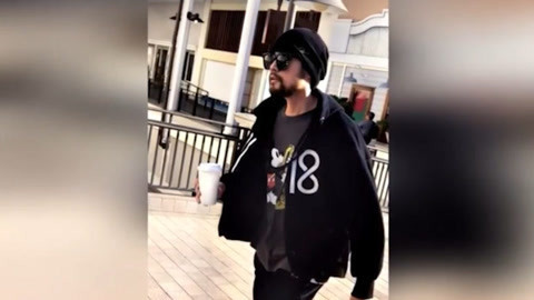 屏行星乐汇 胡子拉碴显成熟魅力