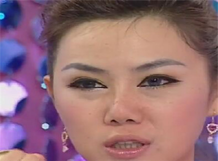 唯美女人帮 妆前护理术 卡粉花妆说拜拜