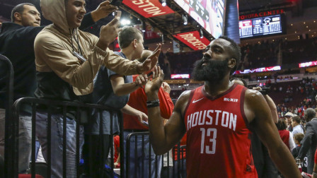 NBA流言收割机 火箭新赛季赛程：揭幕战迎战雄鹿，圣诞大战对阵勇士