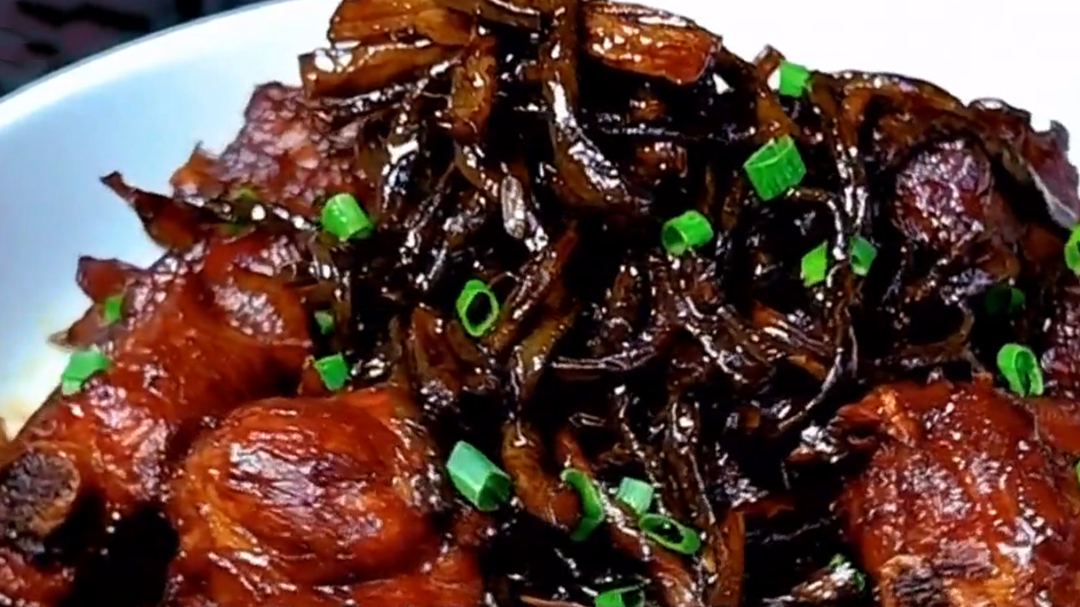 人气美食 本帮红烧下饭菜 豇豆干炖排骨