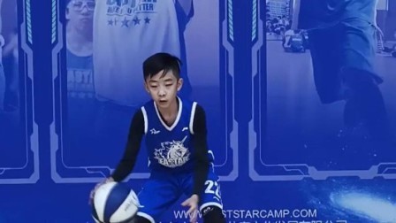 13-15岁组合变向与突破上篮:投篮（二）