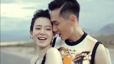 土豆娱乐快报 2018 2月 戚薇李承铉情侣装写真 满是甜蜜小心思