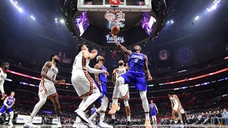 2021-2022赛季NBA集锦 NBA-瓦兰丘纳斯39+15 英格拉姆27+7 鹈鹕大胜快船