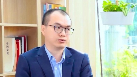 女人帮 2022 跟错老板我每天都很痛苦该怎么办